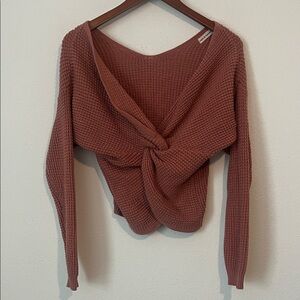 BOUTIQUE Pink Twist Front Sweater